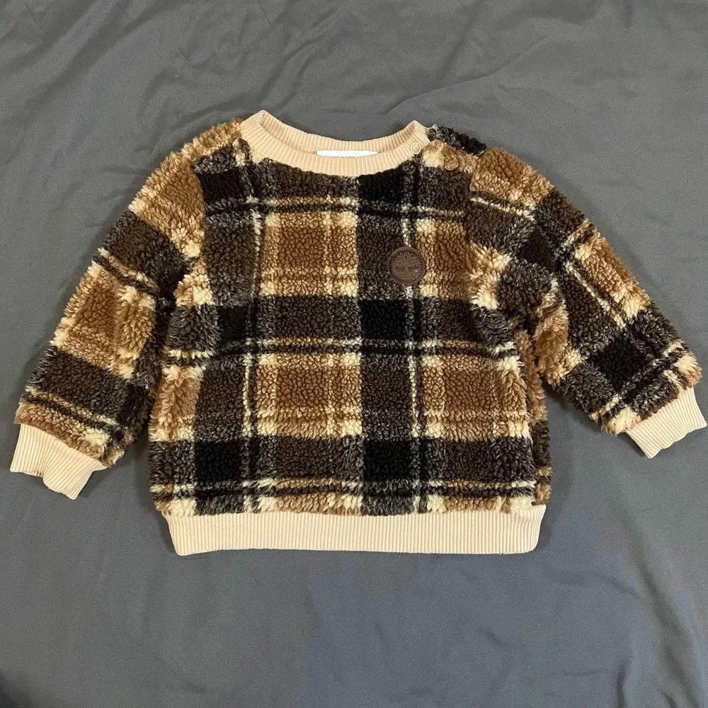 Timberland Kids 12M Brown Plaid Sherpa Fleece Sweatshirt and Pants Set - Picture 3 of 7
